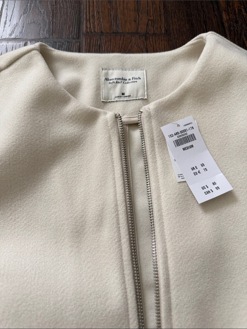 Abercrombie & Fitch Off-White Zip-Front Bomber Jacket - Picture 3 of 7